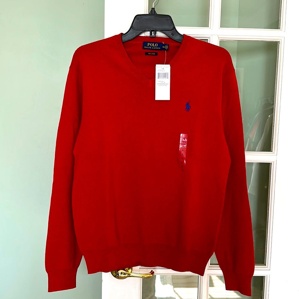 Men's sweater....NWT